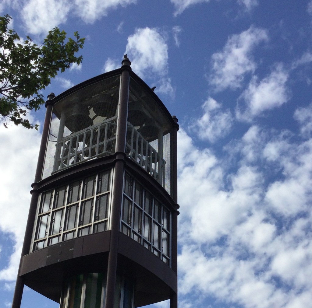 伊丹市 フランドルの鐘